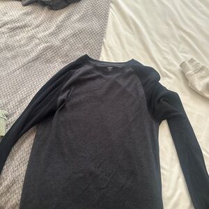 Old Navy Charcoal Long Sleeve Top